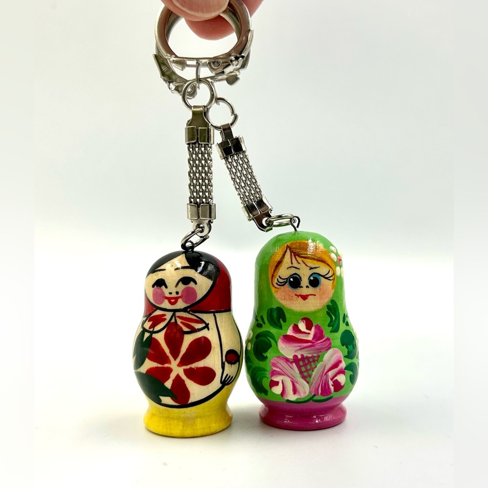 2 Russian Nesting Doll Wood Matroyshka Key Chains Purse Charms Hand Painted